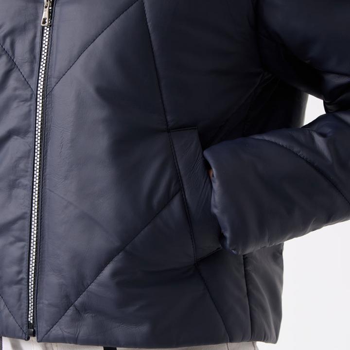 Fluff Kadın Kapüşonlu Şişme Lacivert Deri Mont