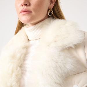 Blagie Unisex Kuzu Kürkü Yelek - Krem